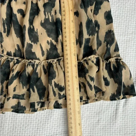 Entro Blouse M Animal Print Oversized Flounce Flutter Tired Feminine Flowy - Picture 10 of 11